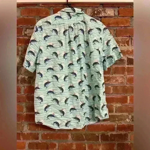 Vineyard Vines Whales 100% Cotton All Over Print Size L - Picture 8 of 8
